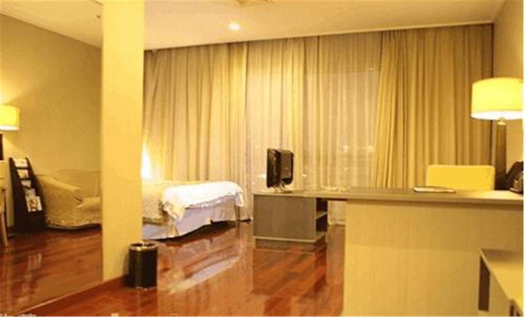 The Land Hotel Şanghay Dış mekan fotoğraf